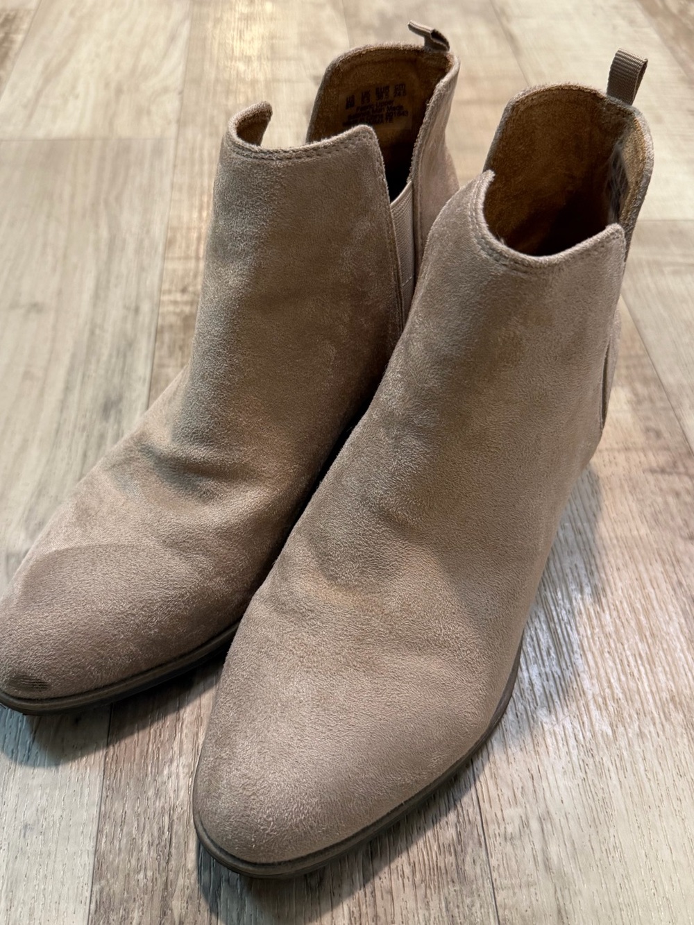 Dr. Scholl’s Teammate Ankle Boots Womens 8M Taupe Faux Suede Chelsea Booties